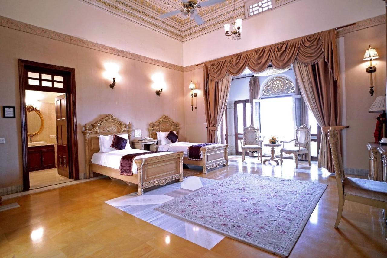 Hotel Merwara Estate- A Luxury Heritage Resort Аджмер Екстериор снимка
